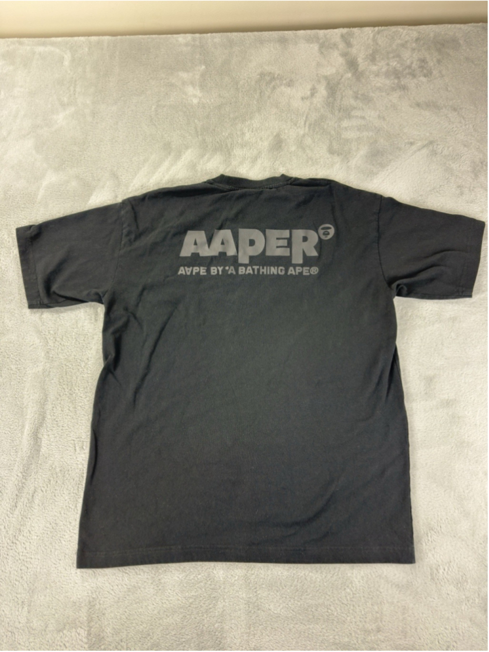 Aaper By A Bathing Ape Men's Size M Cartoon Graphic Apes And Planet Earth Shirt - Picture 4 of 13